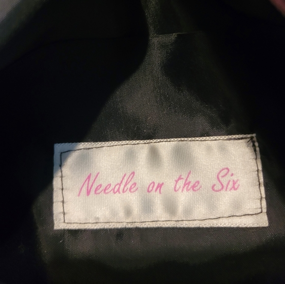 Handmade, hand-painted Chinese Fortune Cat handbag. - Picture 8 of 10